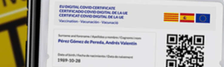 El Govern demanarà el Certificat Covid Digital de la UE a partir d’aquest divendres als interiors de restaurants i gimnasos i als visitants de les residències. Així ho ha anunciat aquesta tarda el conseller de Salut, Josep Maria Argimon, després de la reunió de la Comissió Delegada del Govern en Matèria de Covid-19, en una compareixença al Palau de la Generalitat. L’ampliació del certificat, que ja va ser validada judicialment pel Tribunal Superior de Justícia de Catalunya (TSJC), entrarà en vigor la propera mitjanit de dijous a divendres. El certificat, segons ha explicat el conseller, es demanarà a totes les persones a partir de 13 anys d’edat que accedeixin a l’interior aquests establiments.